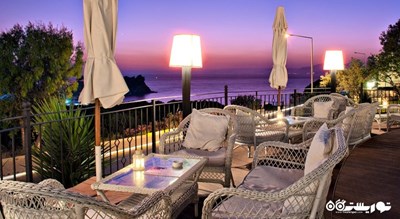 رستوران با چشم انداز دریا هتل	